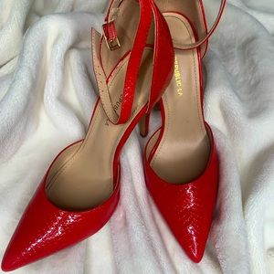 Red close toe heel